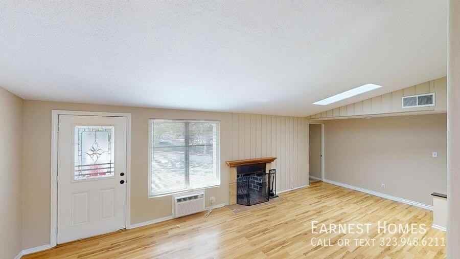 7749 Grove St - Photo 2 of 20
