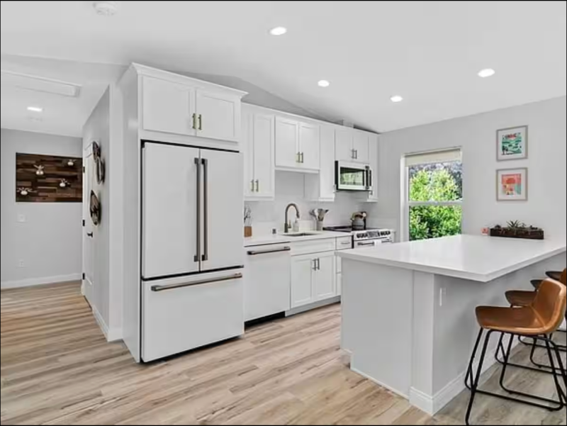 1587 Starlight Dr - Photo 5 of 15