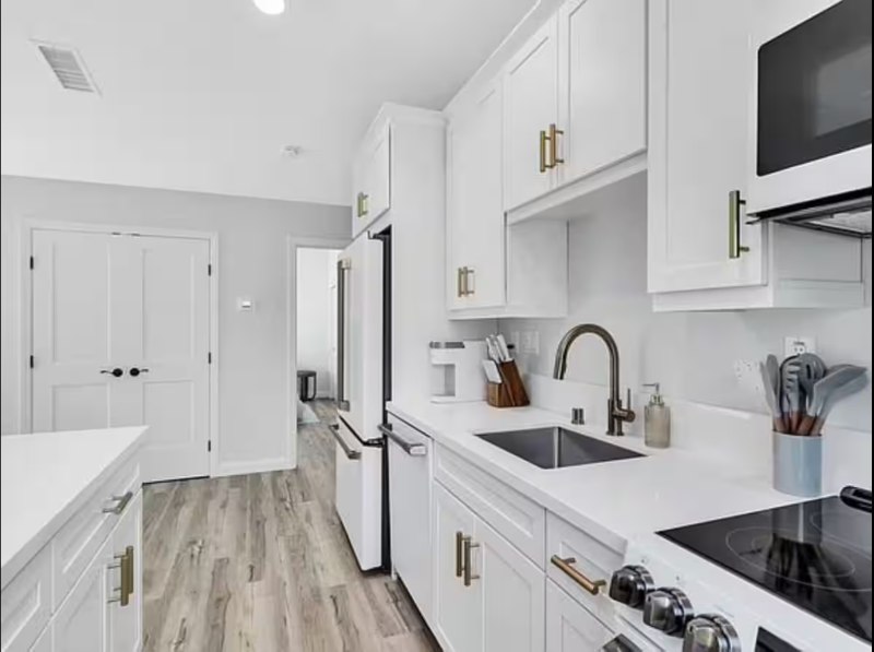 1587 Starlight Dr - Photo 6 of 15