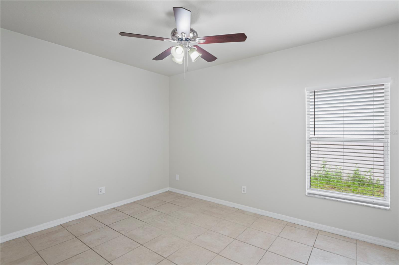 456 Summer Sails Dr - Photo 3 of 20