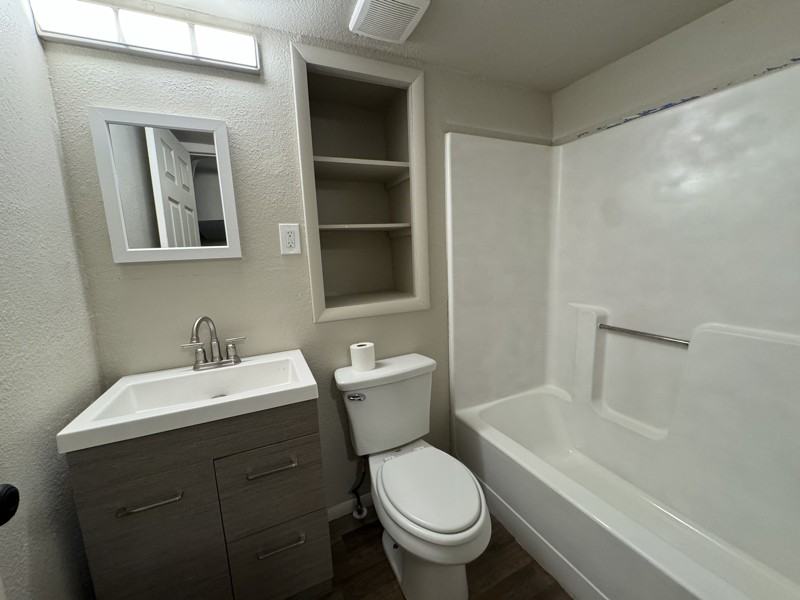 12 S Wade Ave #REAR - Photo 6 of 11