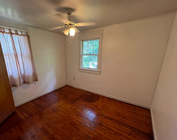 1174 W King St - Photo 7 of 7