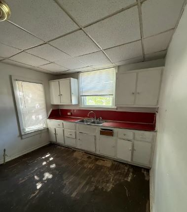 1353 N Morgan St - Photo 3 of 6