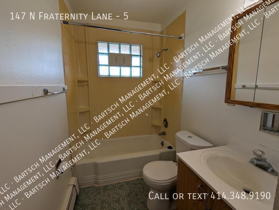 147 N Fraternity Ln #5 - Photo 3 of 11