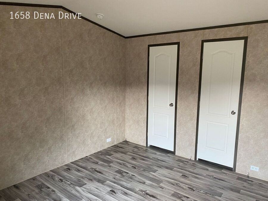 1658 Dena Dr - Photo 3 of 6