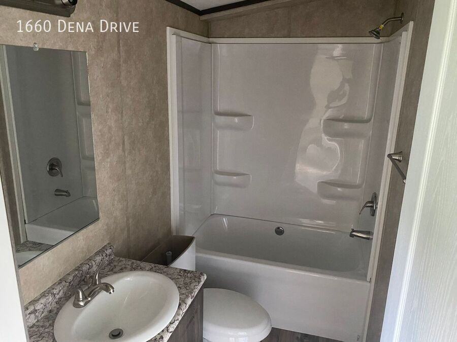 1660 Dena Dr - Photo 4 of 4