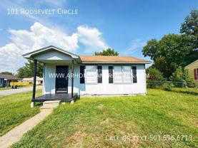 101 Roosevelt Cir - Photo 1 of 1