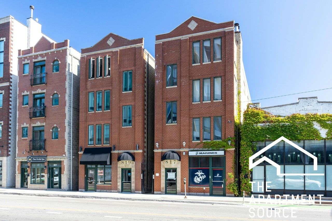 817 North Milwaukee Avenue, Unit 3F - Photo 5 of 20