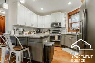 1019 West Oakdale Avenue, Unit 1F - Photo 1 of 1