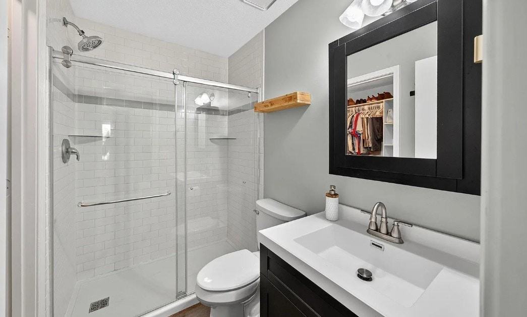 2204 Spring Hill Drive - Photo 3 of 9