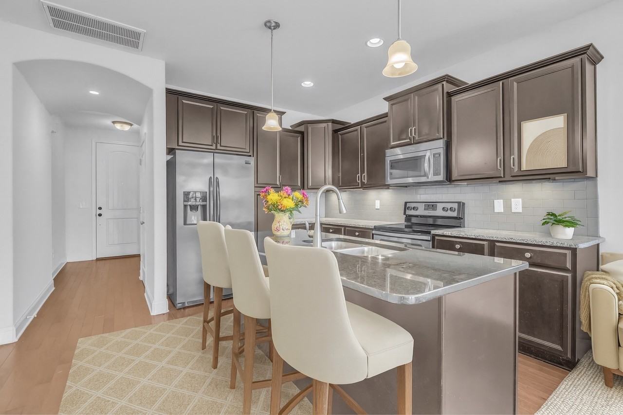 2000 Bungalow Drive - Photo 2 of 24