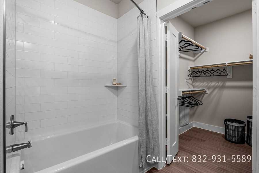 940 W Bay Area Blvd #LBS - Photo 7 of 10