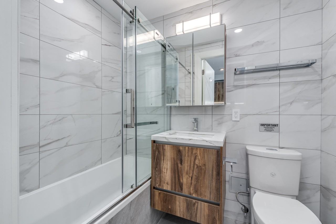 1168 Pendrell Street - Photo 12