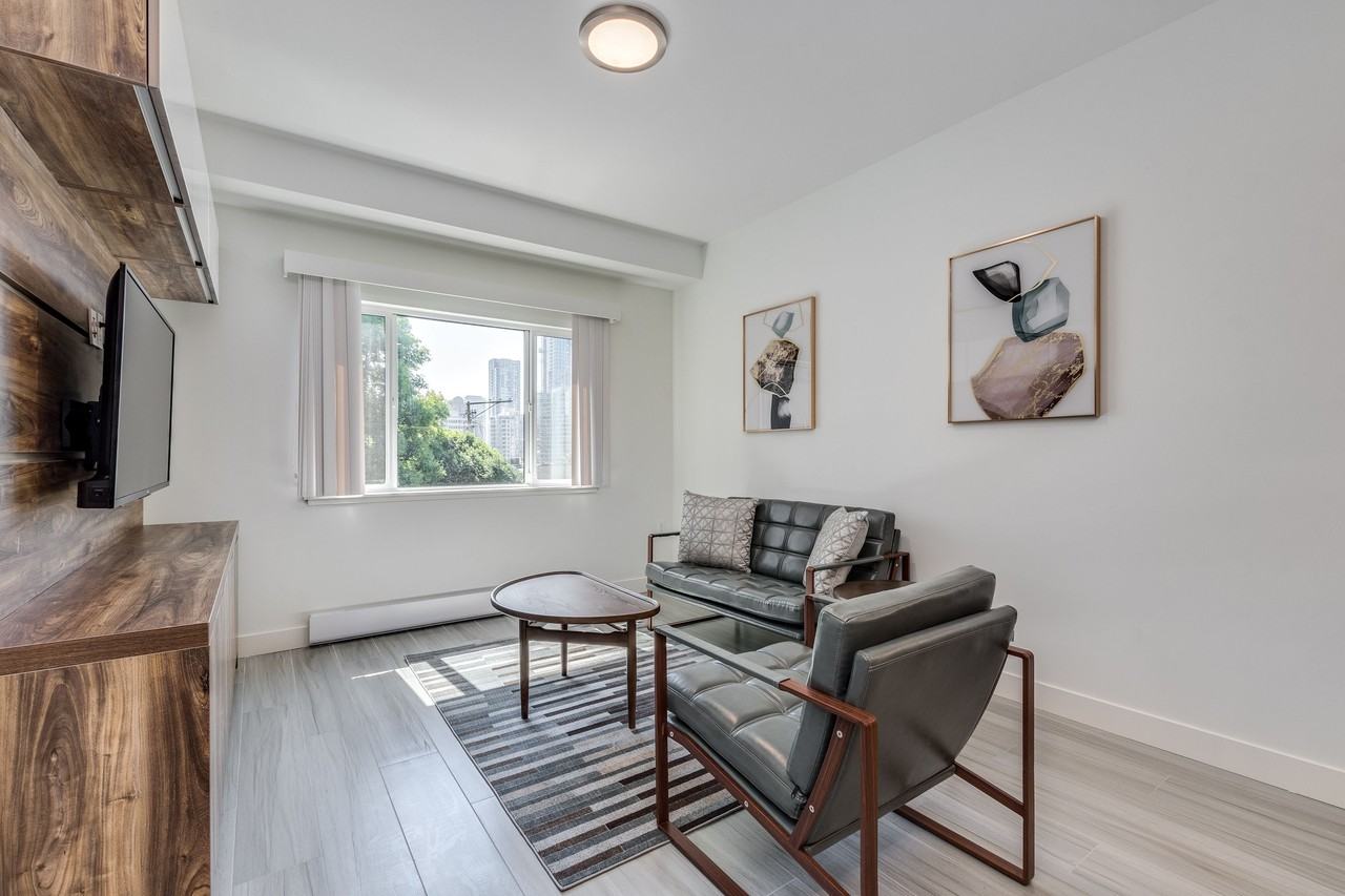 1168 Pendrell Street - Photo 5