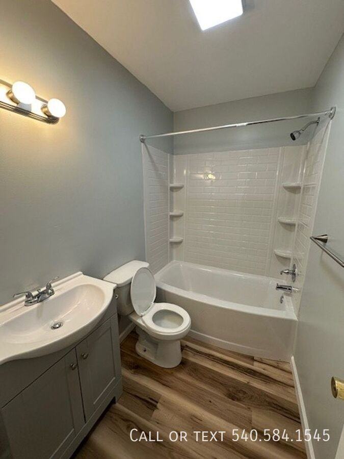 517 South Maple Street - Photo 3 of 7