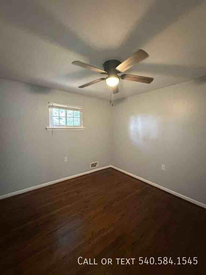 517 South Maple Street - Photo 4 of 7