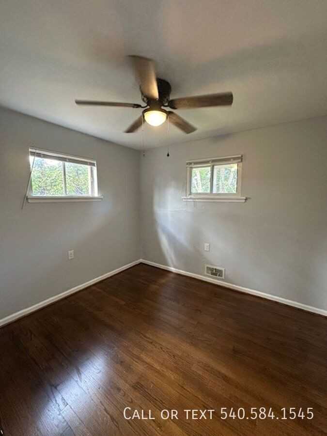 517 South Maple Street - Photo 5 of 7