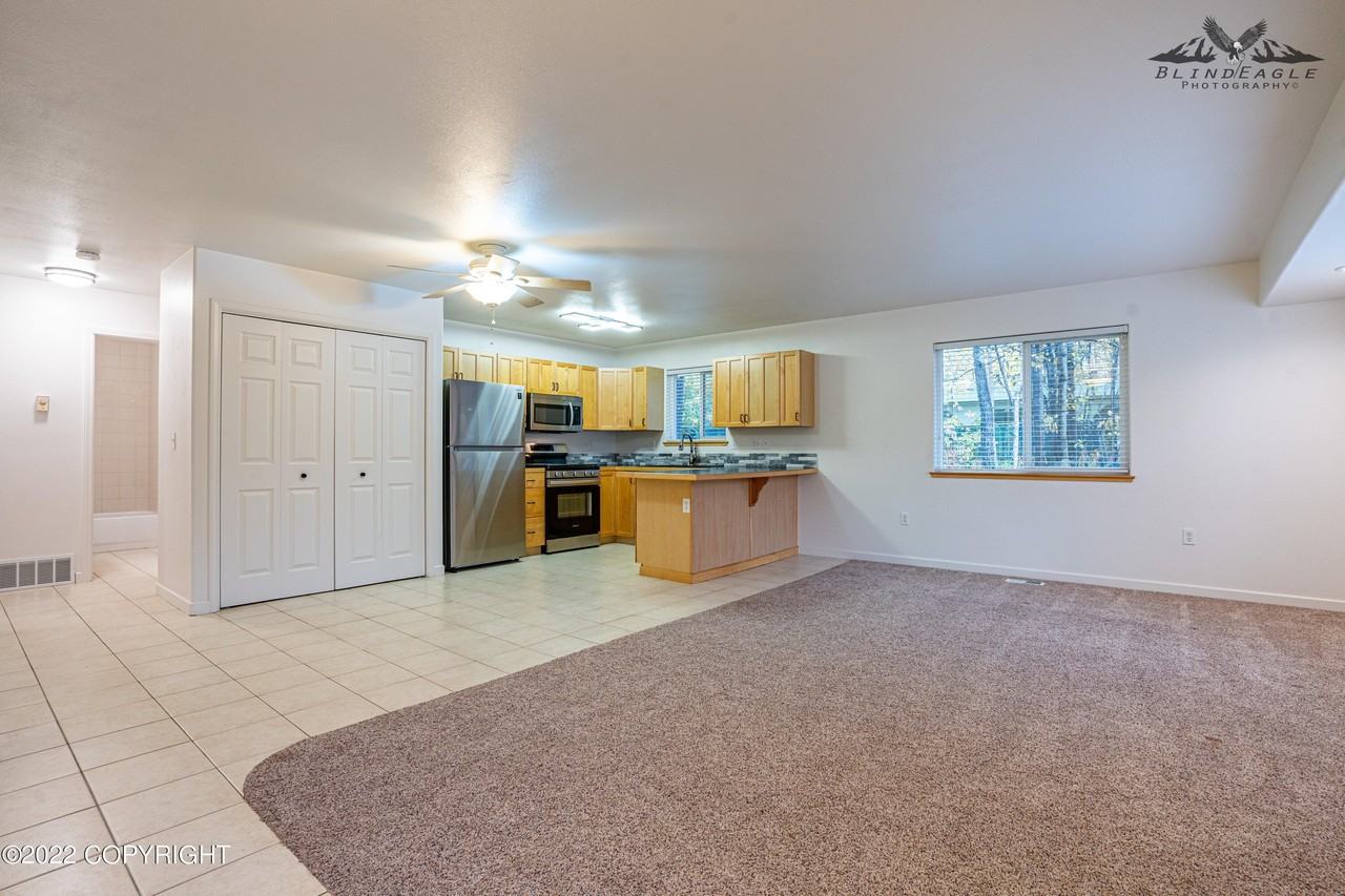 1290 N Hoka Hay Cir #2 - Photo 2 of 21