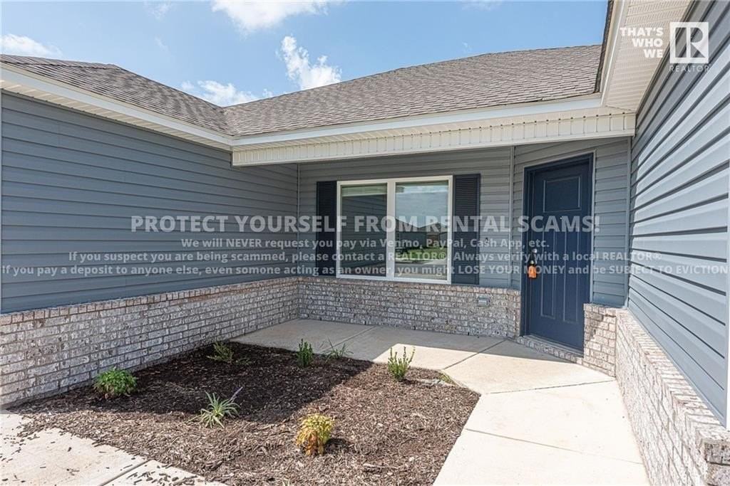 2721 Elliott St - Photo 3 of 16