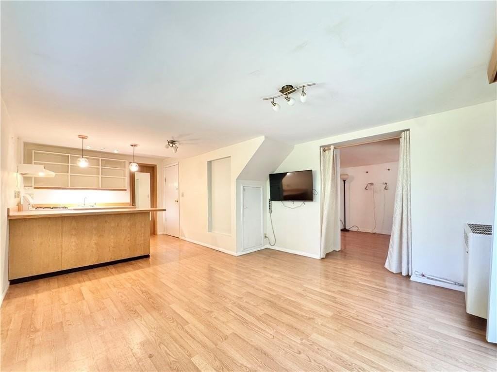 301 N Fletcher Ave #B - Photo 2 of 9