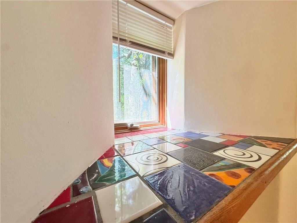 301 N Fletcher Ave #B - Photo 3 of 9