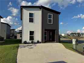 910 Massachusetts Ave - Photo 1 of 1