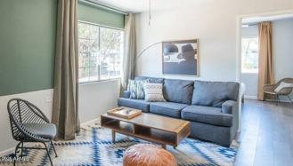 913 W Highland Ave - Photo 1 of 1