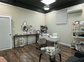 featured image of 1521 70th St #B6