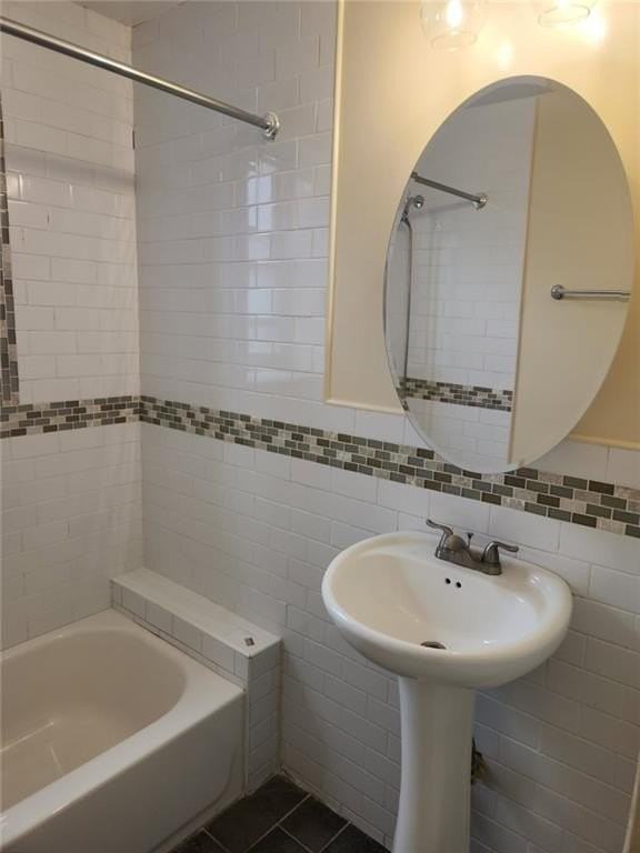 2181 Strauss St #1R - Photo 7 of 14