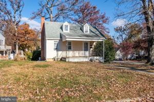 featured image of 4806 Hollywood Rd