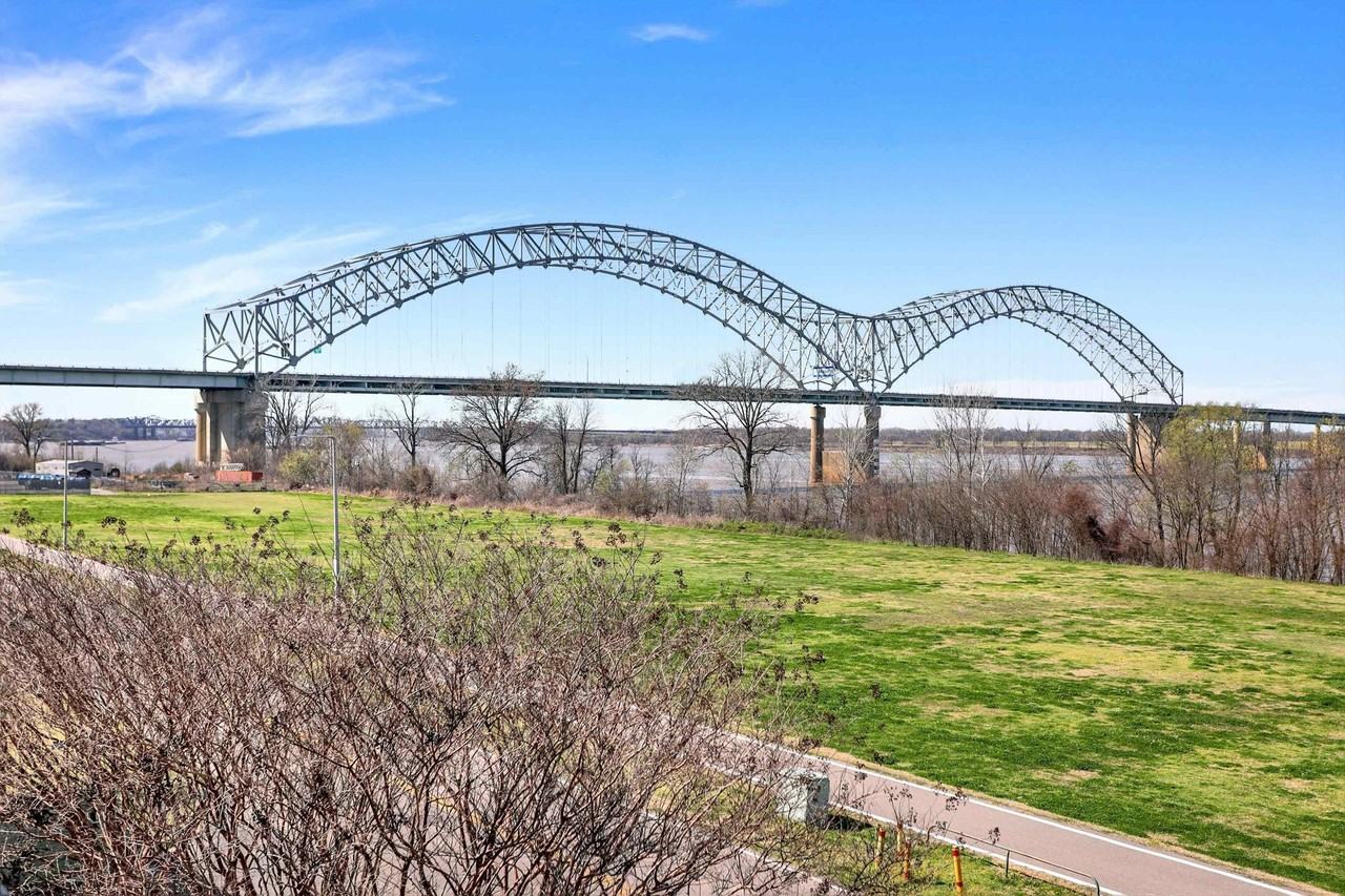 358 N Island Dr #105 - Photo 6 of 39