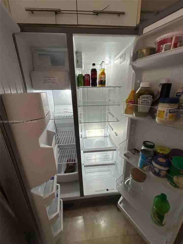 4000 Ne 168th St #110A - Photo 5 of 24