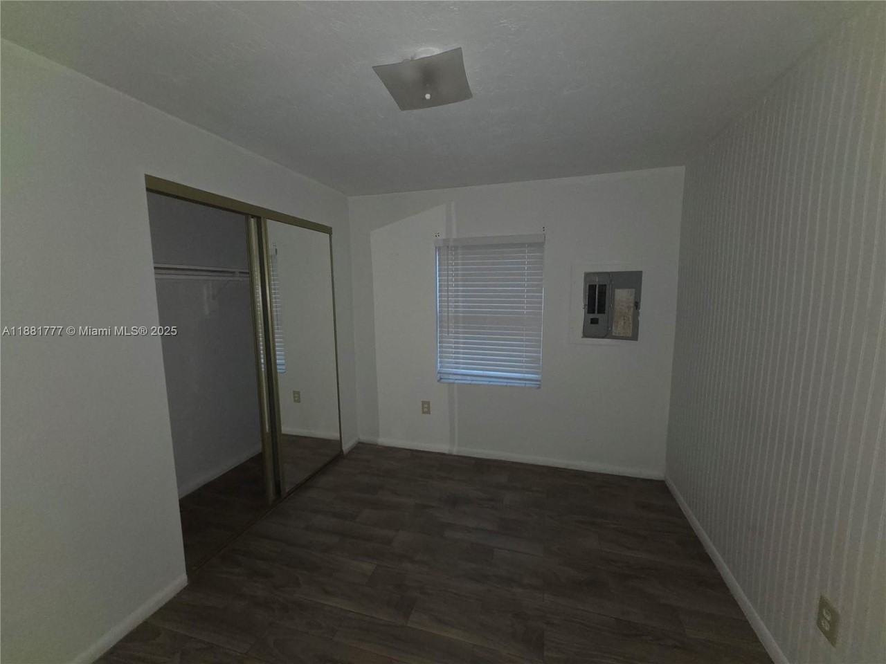 503 N 25th St #B - Photo 6 of 9