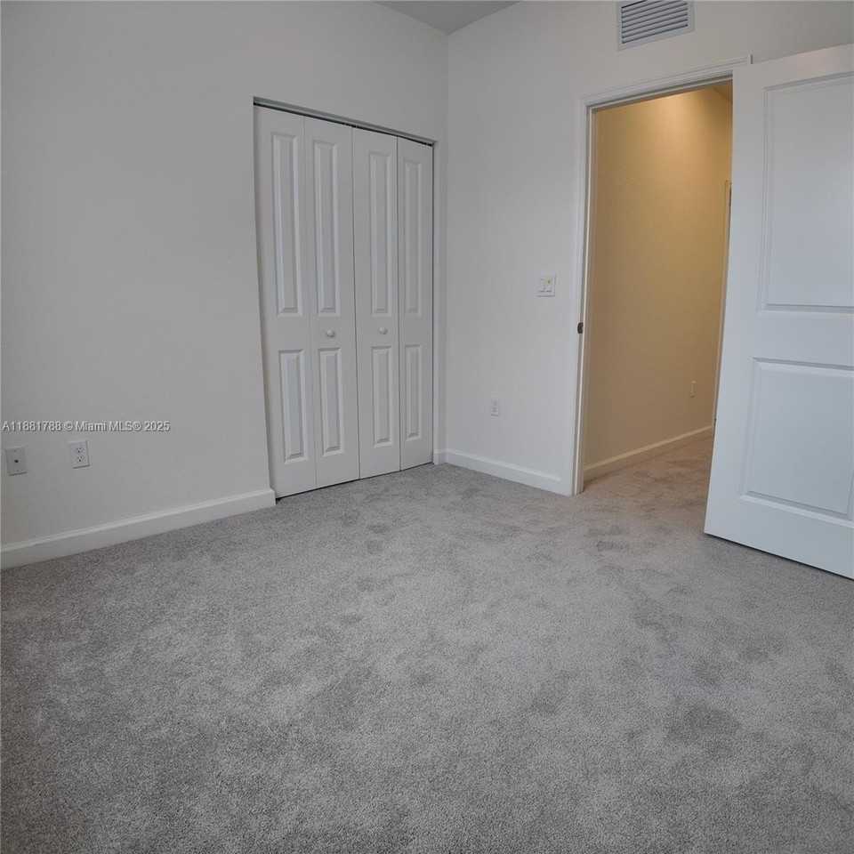 35761 Sw 178th Ct #35761 - Photo 6 of 50