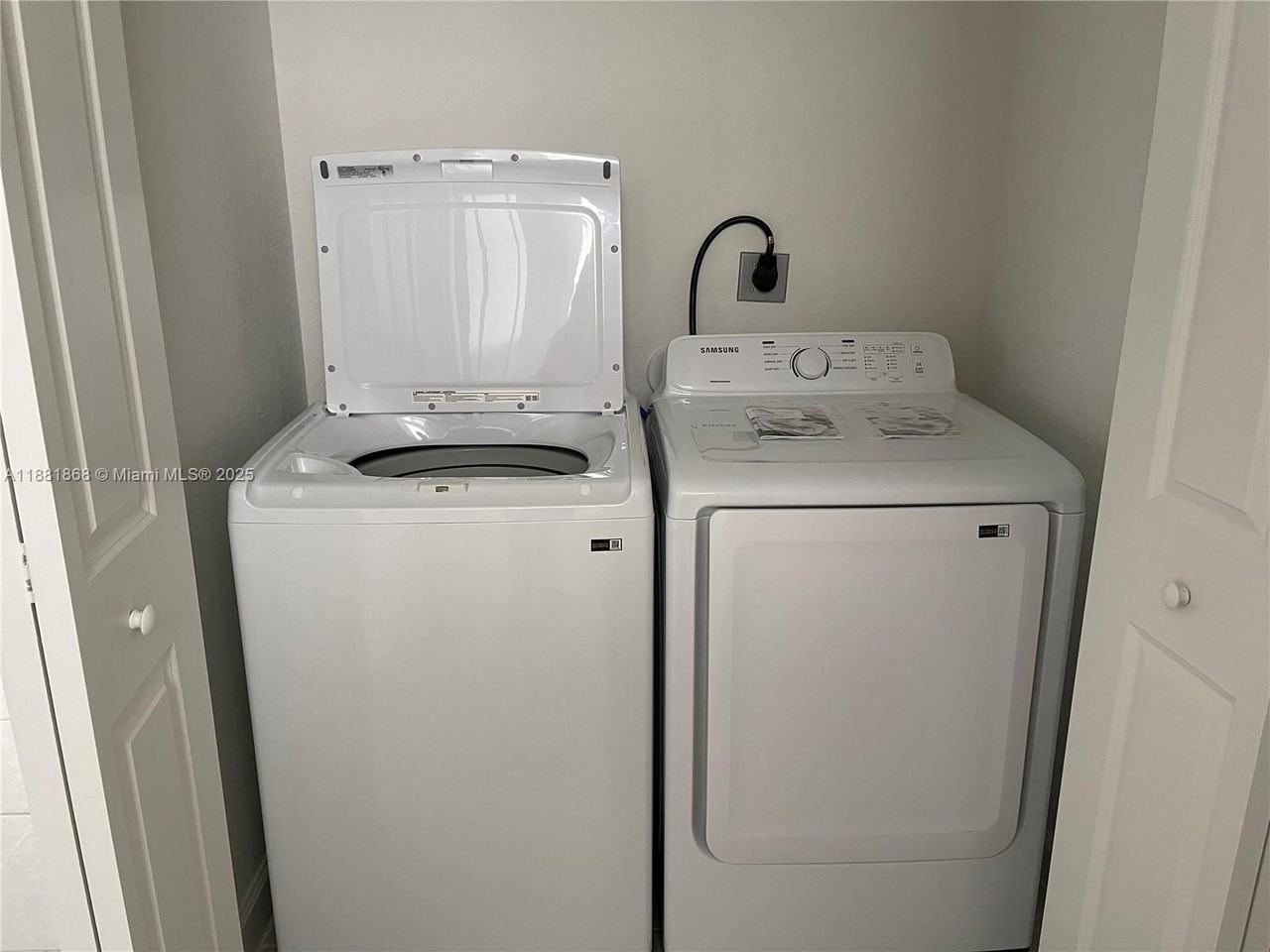 12178 Nw 24th Pl - Photo 3 of 22