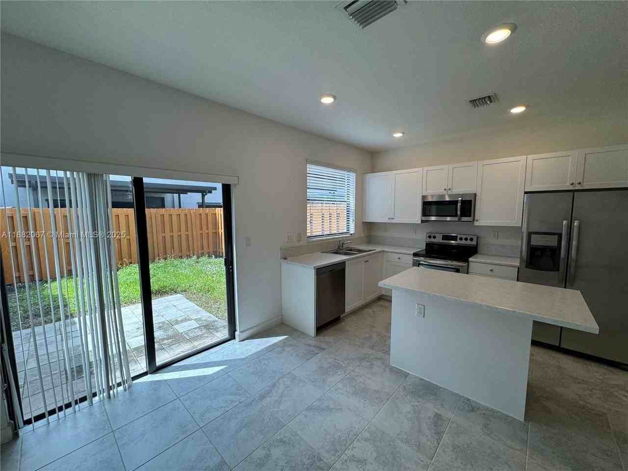 24970 Southwest 112th Court #0 - Photo 5 of 32