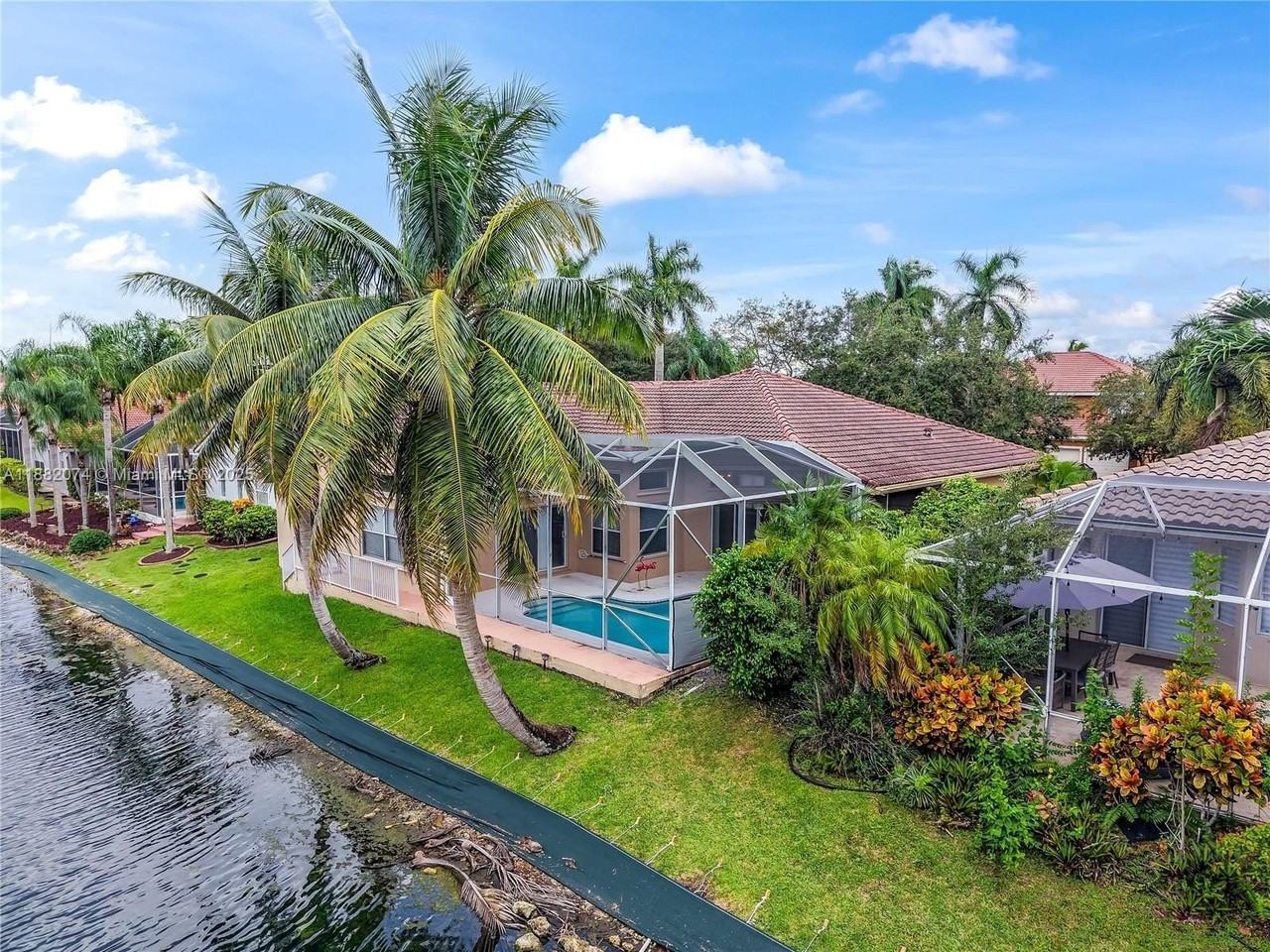 10337 Nw 53rd Ct - Photo 4 of 40