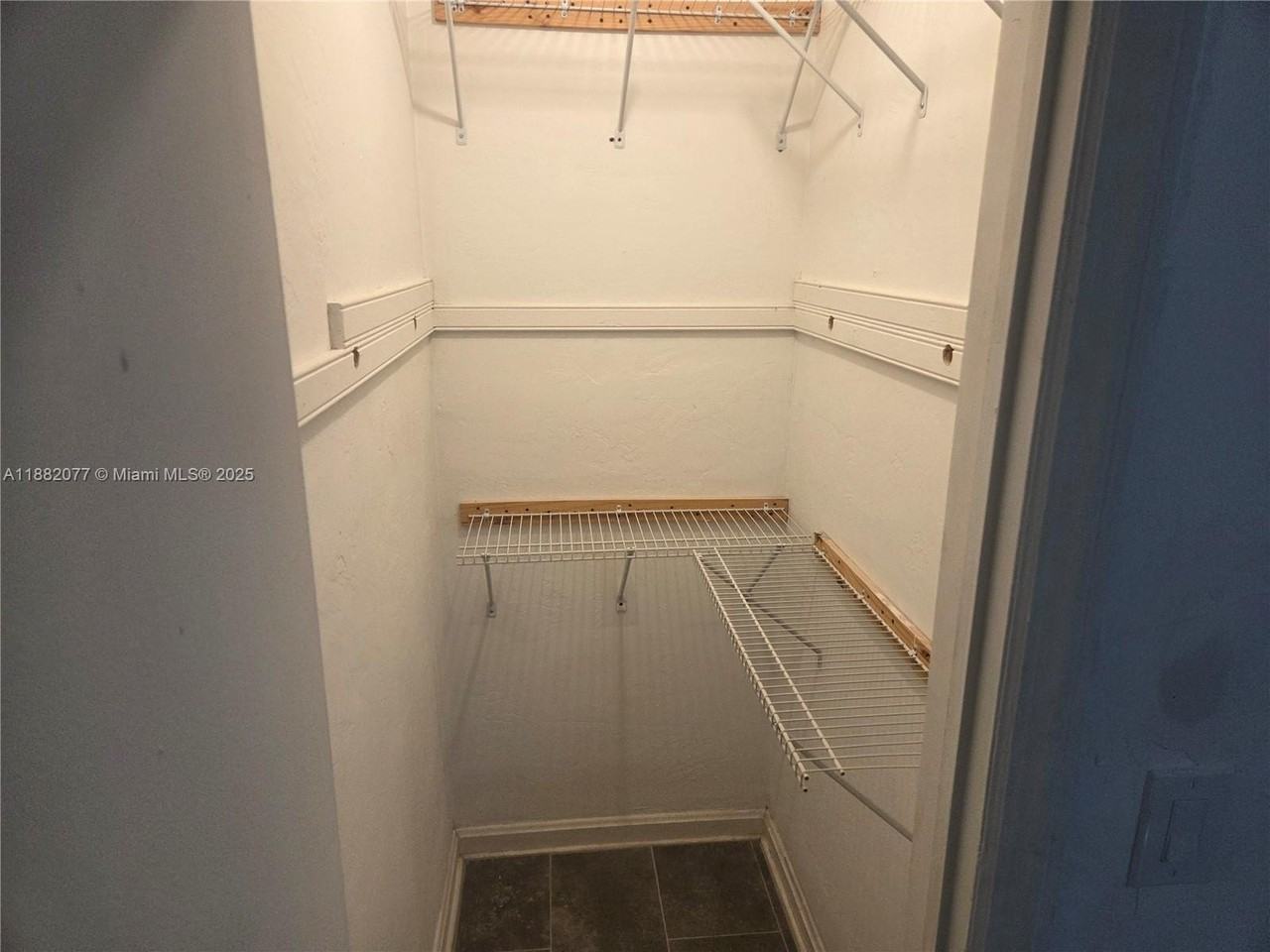 1787 Ne 173rd St - Photo 6 of 12