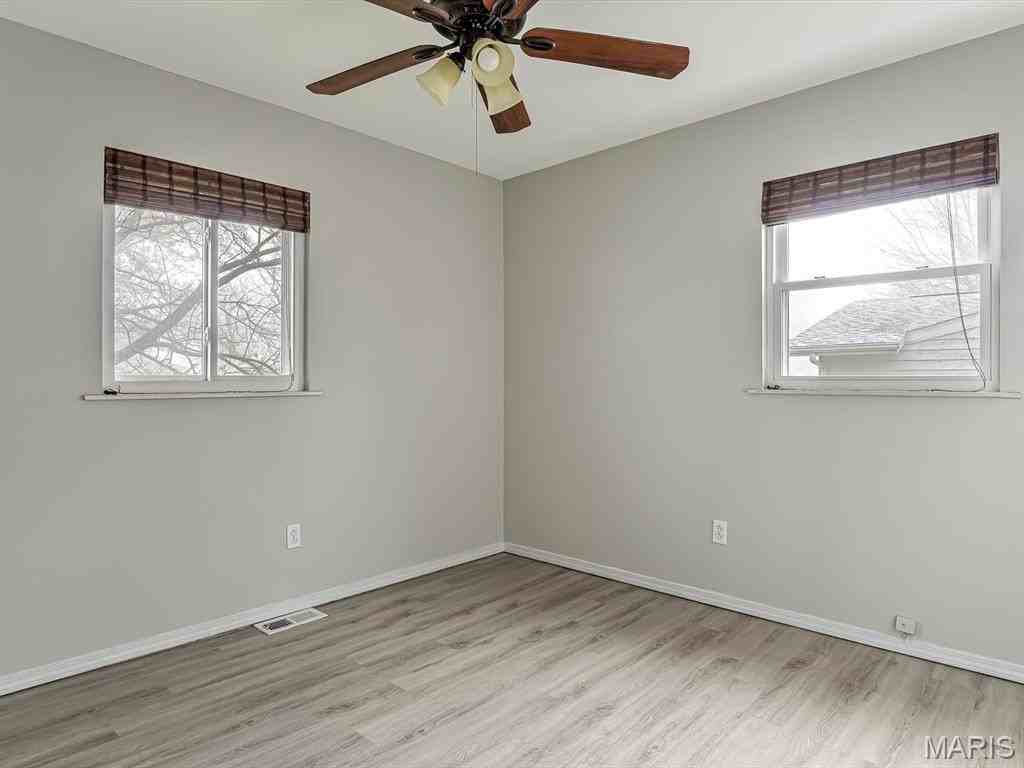 1203 Princeton Drive - Photo 7 of 17