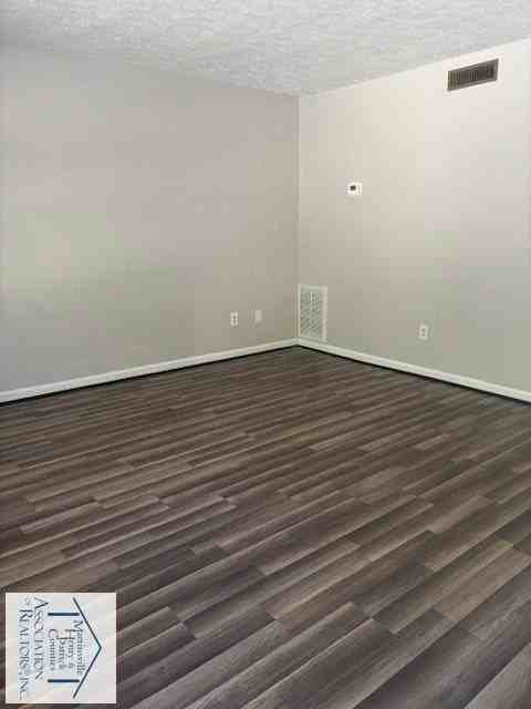 918 Blankenship Rd - Photo 4 of 24