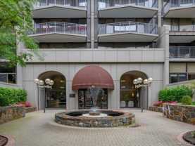 15 Stewart Pl #6D - Photo 1 of 1