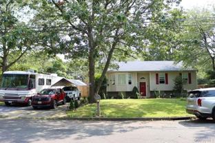 215 Connecticut Ave - Photo 1 of 1