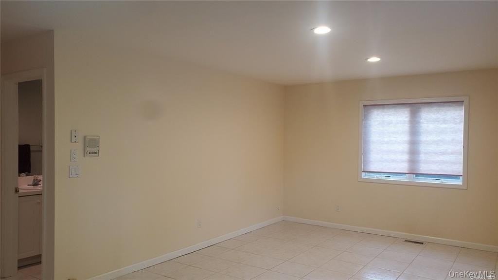 57 Sage Hollow Ct - Photo 2 of 10