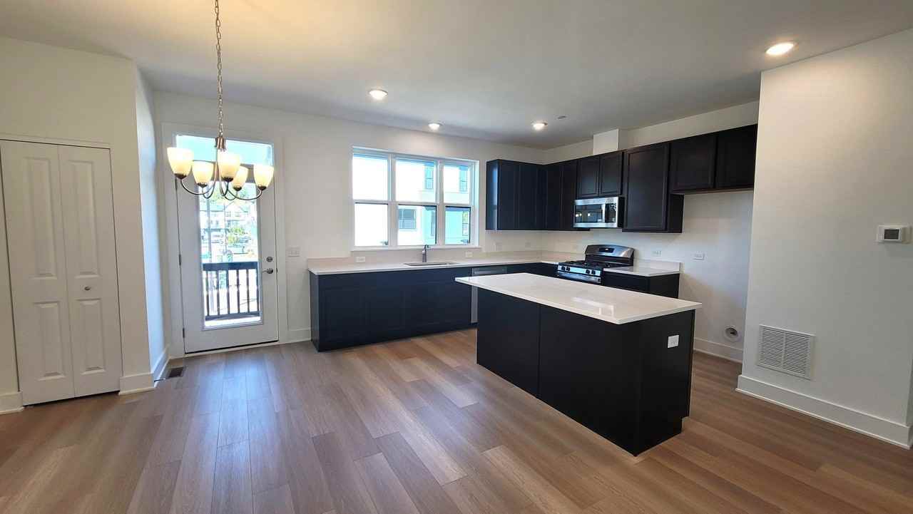 8377 Mulberry Ave - Photo 7 of 21