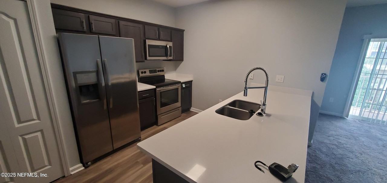 4959 Key Lime Dr Unit 303 #303