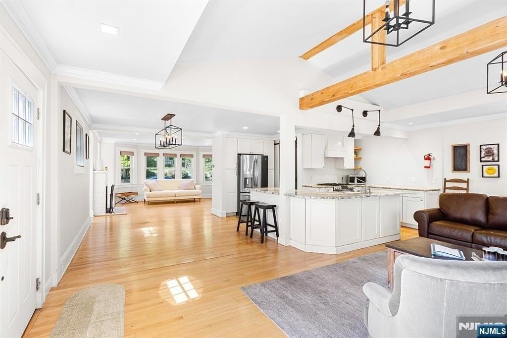 99 Columbus Avenue - Photo 5 of 20