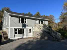 featured image of 131 Portsmouth Ave