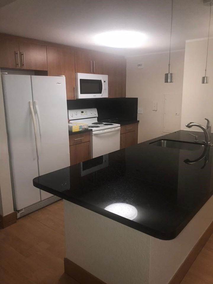 816 Nw 11th St - Photo 3 of 8