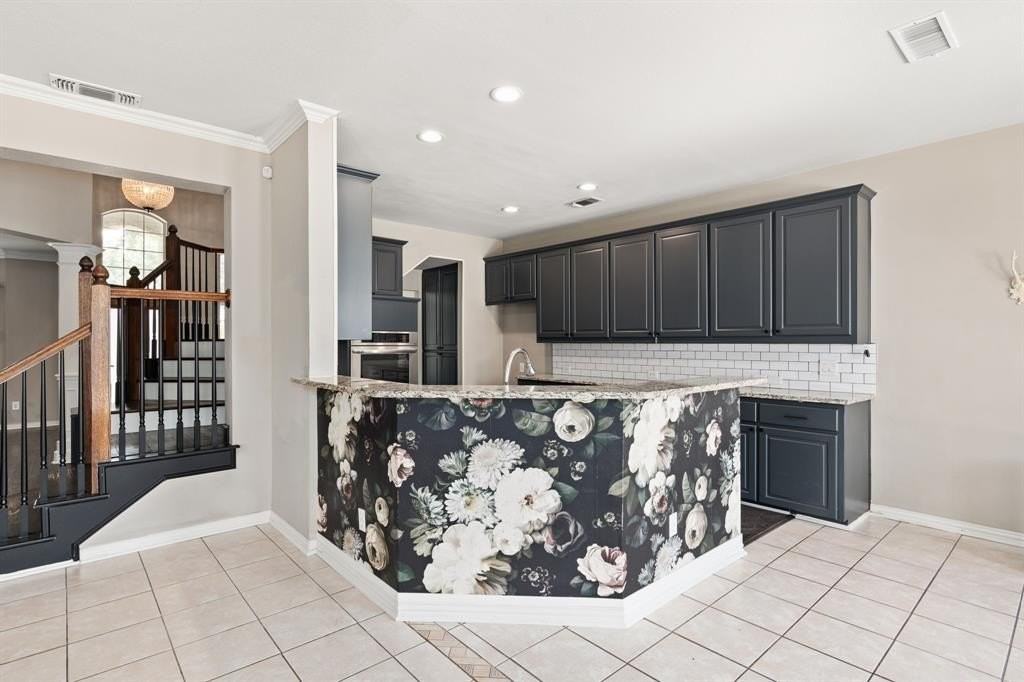 5997 Sandhill Circle - Photo 7 of 27