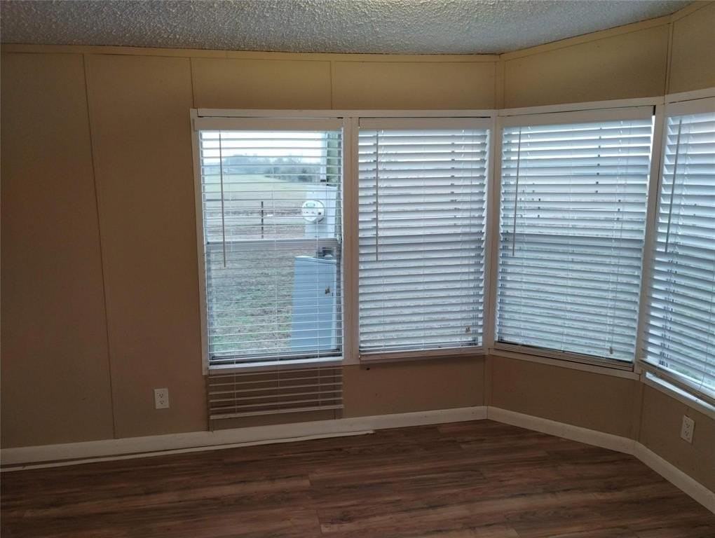 4706 County Road 4423 - Photo 7 of 11